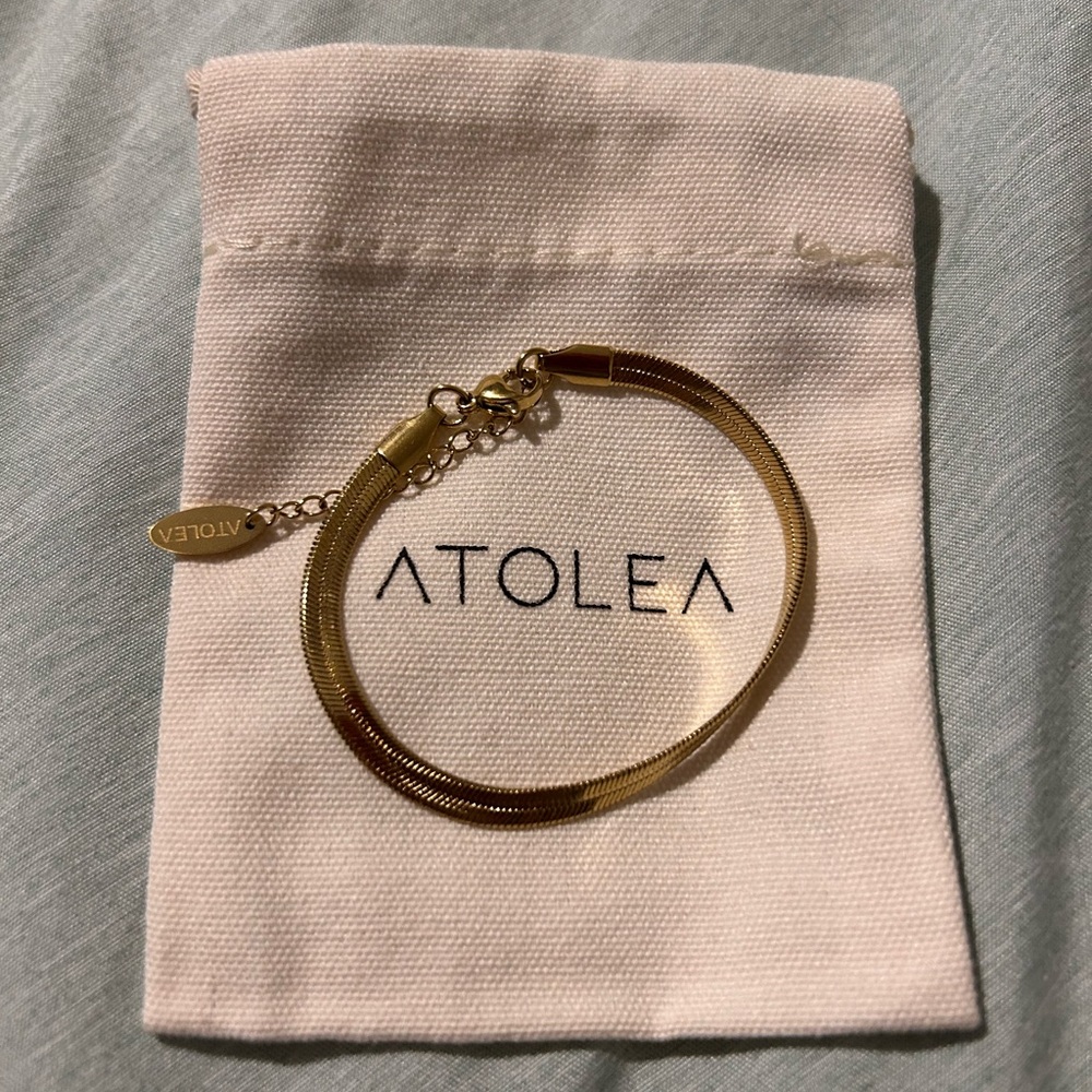 Atolea Gold Bracelet